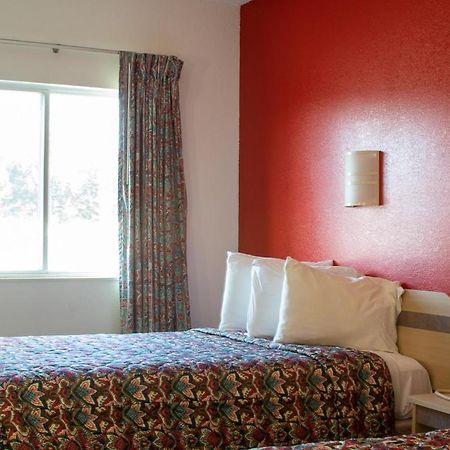 Morgantown Inn & Suites Dış mekan fotoğraf