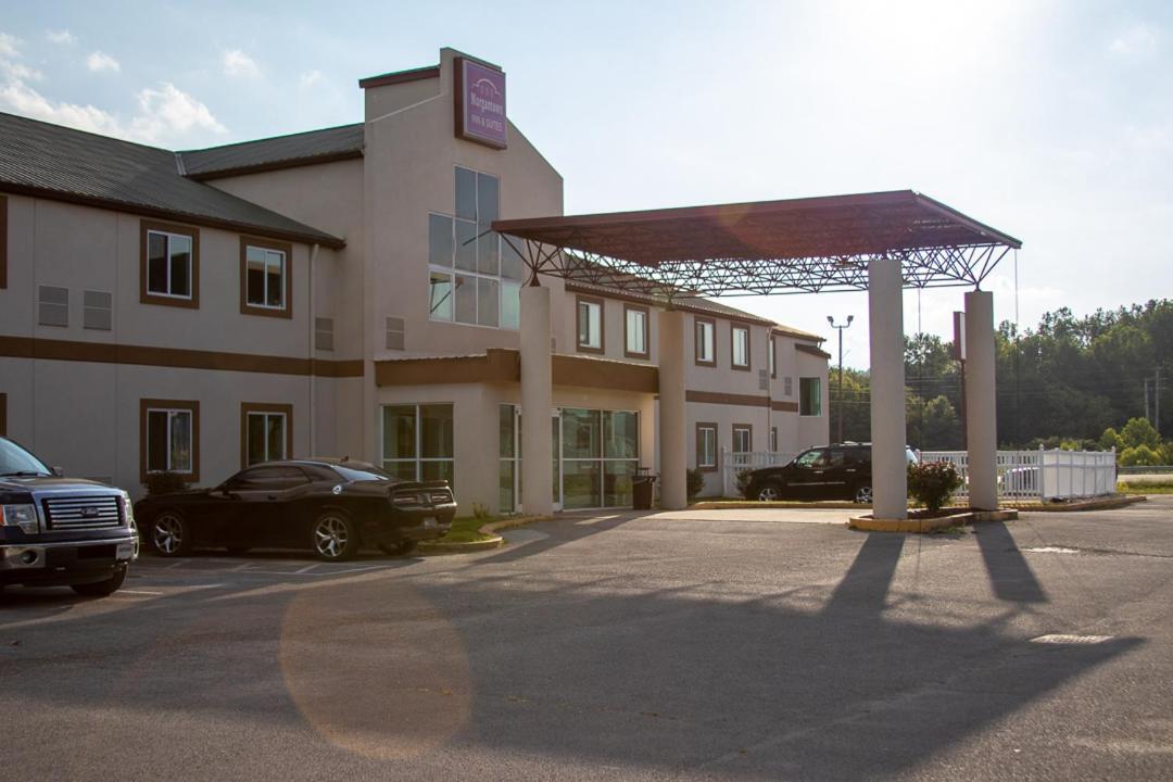 Morgantown Inn & Suites Dış mekan fotoğraf